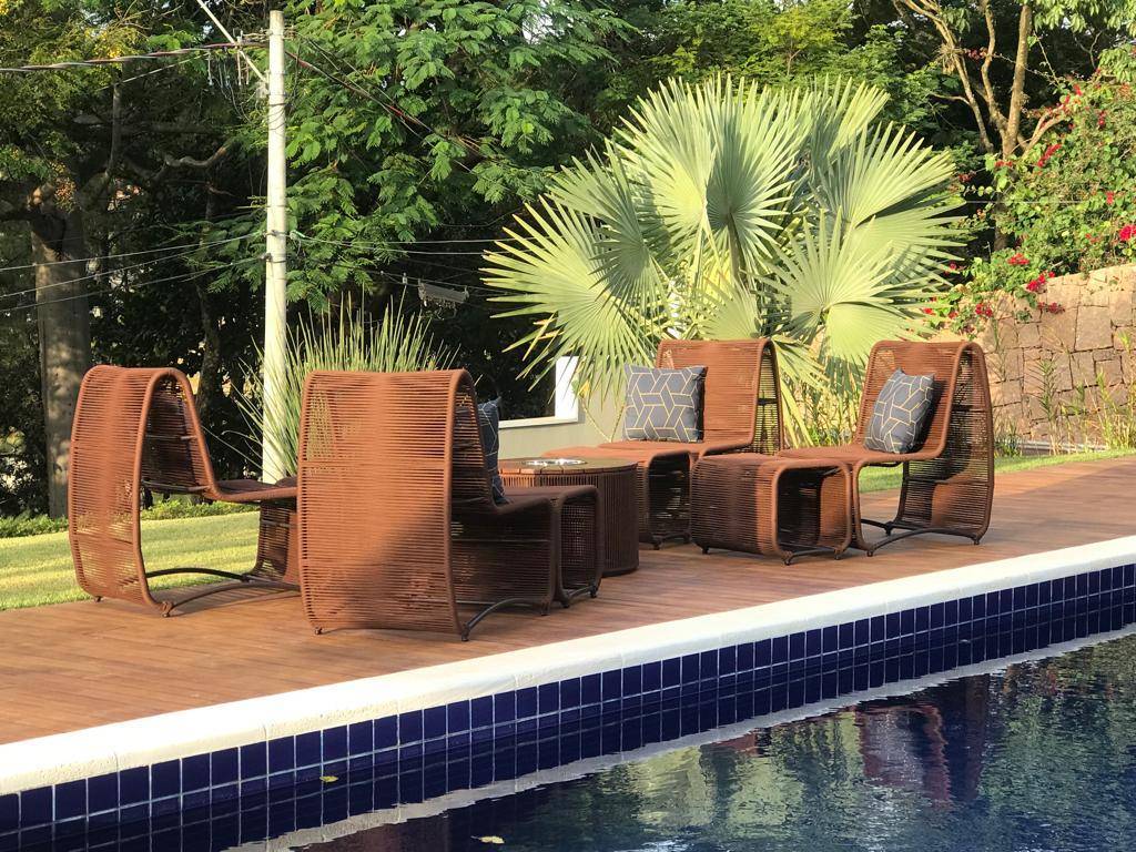 Conjunto poltrona Rennes + puff extensível - Imagem 2