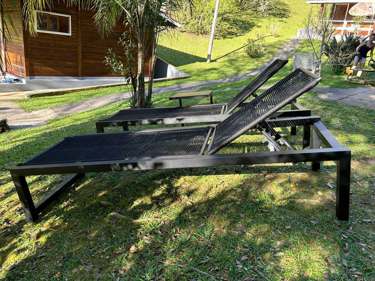 Conjunto de espreguiçadeira Noronha com mesa lateral - Imagem 3